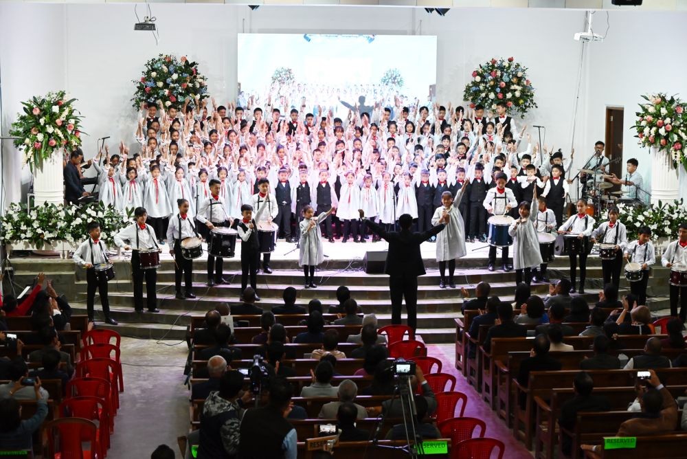 Children Choir, Mokokchung Town Arogotem, comprising 150 young boys and girl presented a choreographed gospel song, directed by Yanglu, Associate Pastor, MTBA.